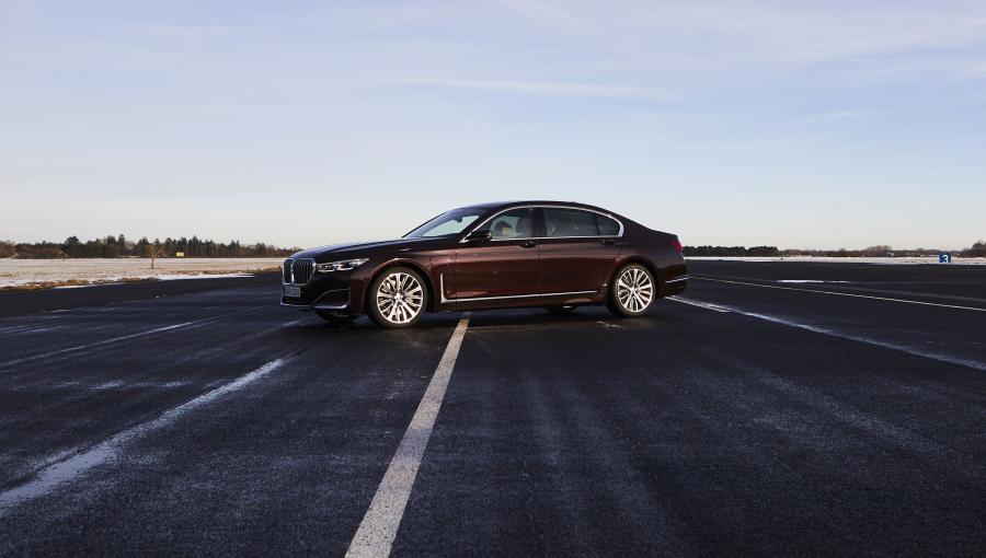  BMW 745Le (G12) 2019 года  (WW) (фото 10 из 47)